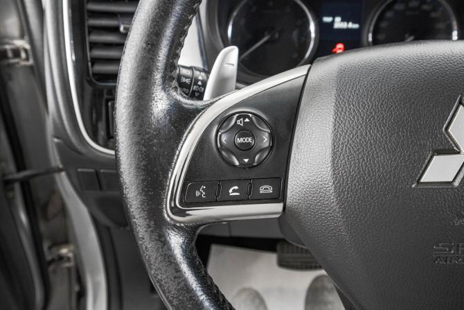 Mitsubishi Outlander III Рестайлинг с пробегом 2014 года, цена 1 799 000 рублей, 250000 км, внедорожник, Автокод Объявления