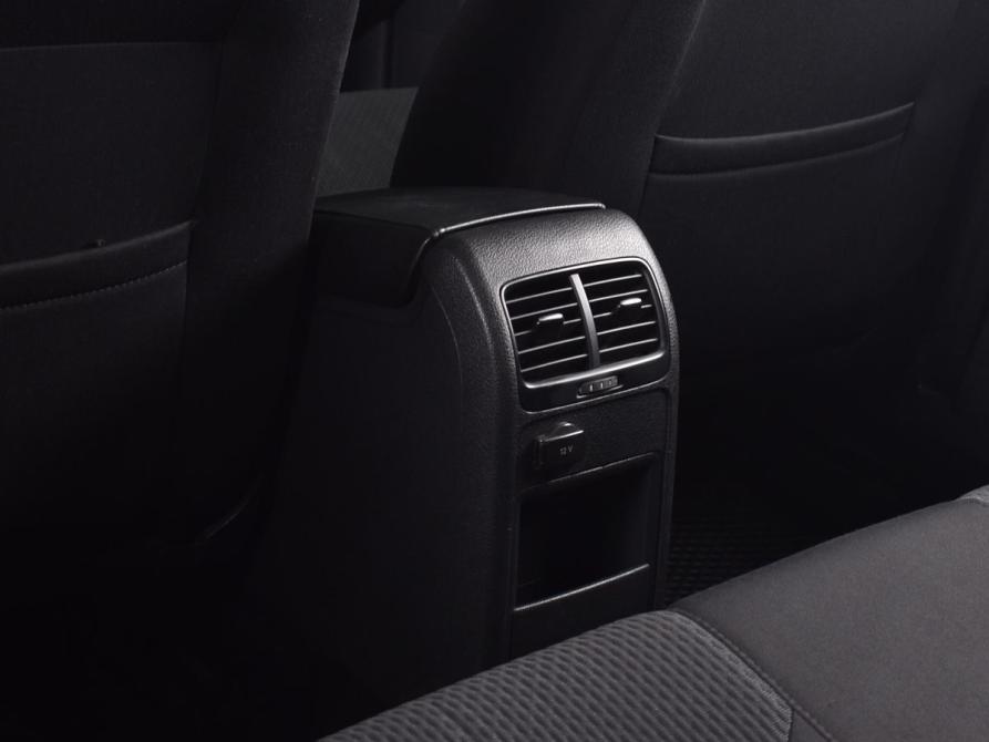 Volkswagen Jetta VI Кемерово  - изображение 16