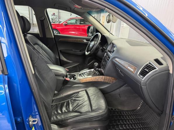 Audi Q5 I (8R) с пробегом 2009 года, цена 1 247 000 рублей, 308819 км, внедорожник, Автокод Объявления