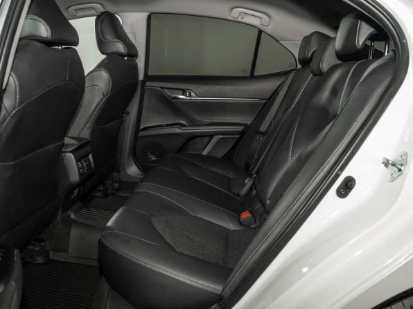 Toyota Camry VIII (XV70) Рестайлинг с пробегом 2021 года, цена 3 200 000 рублей, 27755 км, седан, Автокод Объявления
