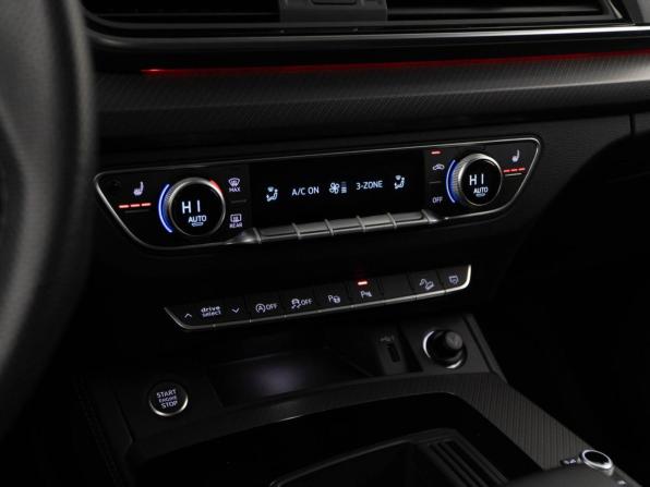 Audi Q5 II (FY) Рестайлинг с пробегом 2023 года, цена 5 198 999 рублей, 26343 км, внедорожник, Автокод Объявления