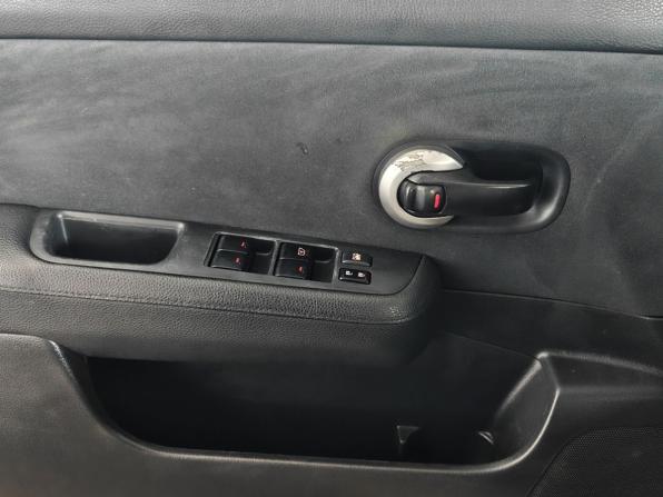 Nissan Tiida I Рестайлинг с пробегом 2013 года, цена 899 000 рублей, 72536 км, седан, Автокод Объявления