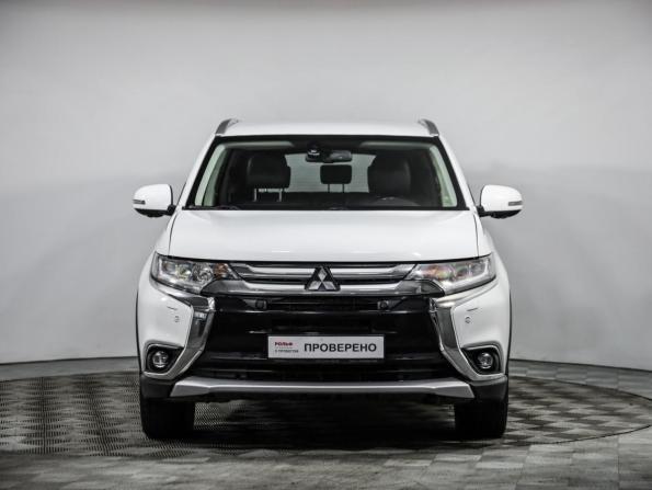 Mitsubishi Outlander III Рестайлинг 2 с пробегом 2017 года, цена 1 899 000 рублей, 174528 км, внедорожник, Автокод Объявления