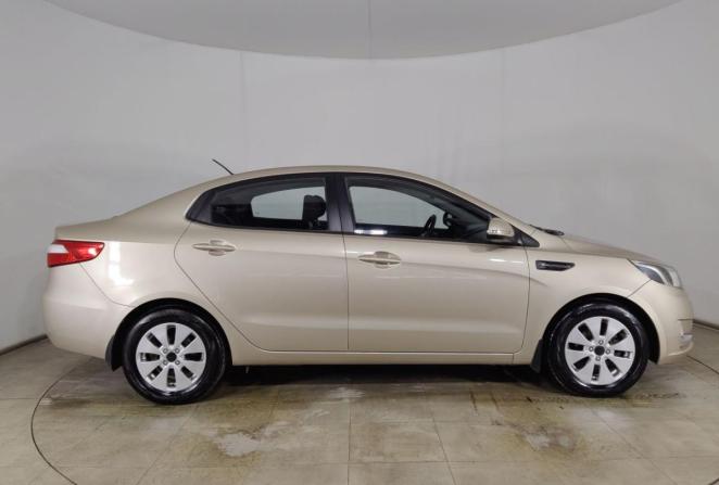 Kia Rio III с пробегом 2013 года, цена 1 050 000 рублей, 53100 км, седан, Автокод Объявления