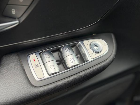 Mercedes-Benz V-Класс III (W447) с пробегом 2016 года, цена 2 995 000 рублей, 216113 км, минивэн, Автокод Объявления