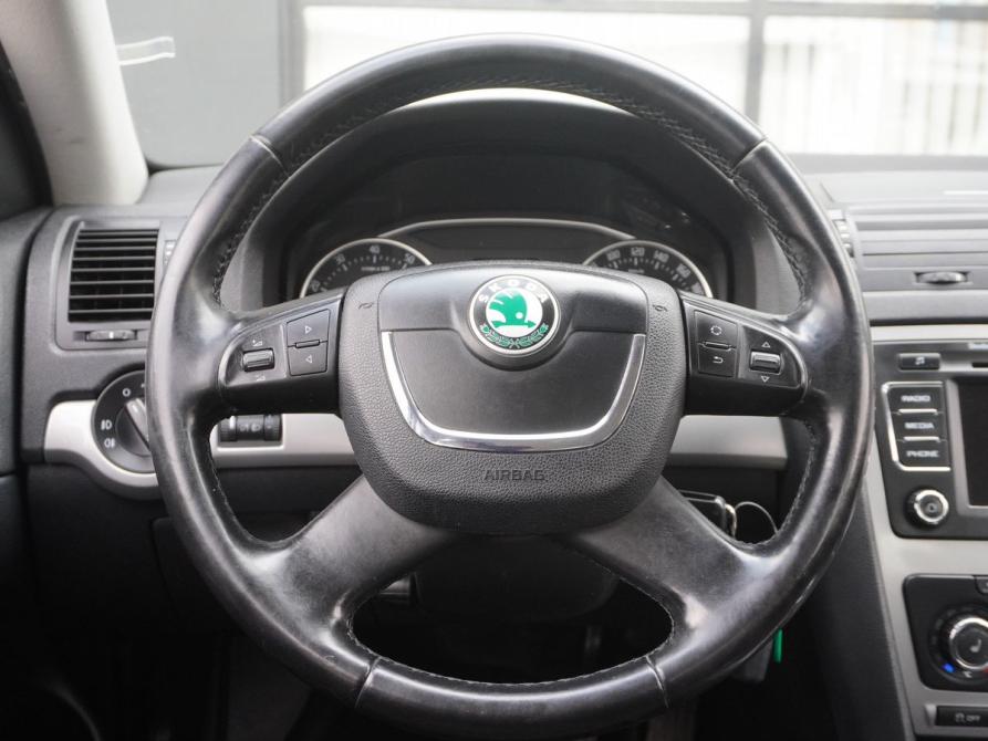 Skoda Octavia II (A5) Рестайлинг Москва  - изображение 13
