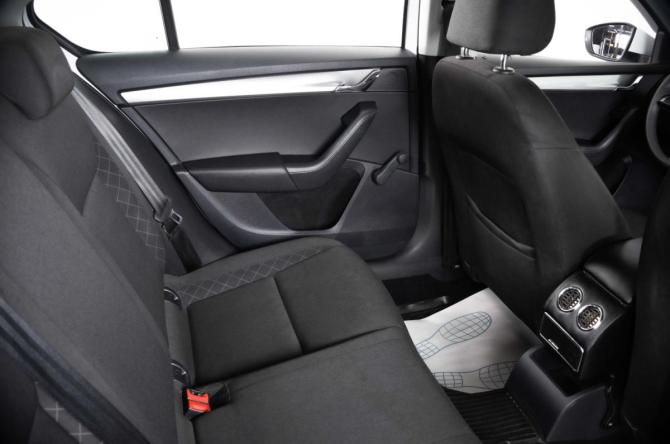 Skoda Octavia III (A7) Рестайлинг с пробегом 2017 года, цена 1 659 000 рублей, 138265 км, лифтбек, Автокод Объявления