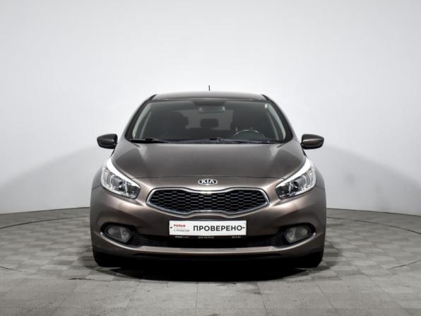 Kia Ceed II с пробегом 2012 года, цена 749 000 рублей, 220000 км, хэтчбек, Автокод Объявления
