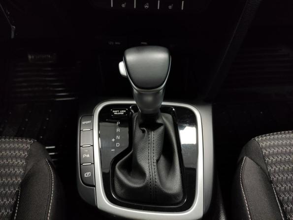 Kia Ceed III Рестайлинг с пробегом 2022 года, цена 2 100 000 рублей, 51600 км, хэтчбек, Автокод Объявления