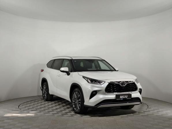 Toyota Highlander IV (XU70) с пробегом 2026 года, цена 5 890 000 рублей, 35 км, внедорожник, Автокод Объявления