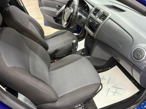 Renault Sandero II с пробегом 2014 года, цена 670 000 рублей, 142892 км, хэтчбек, Автокод Объявления