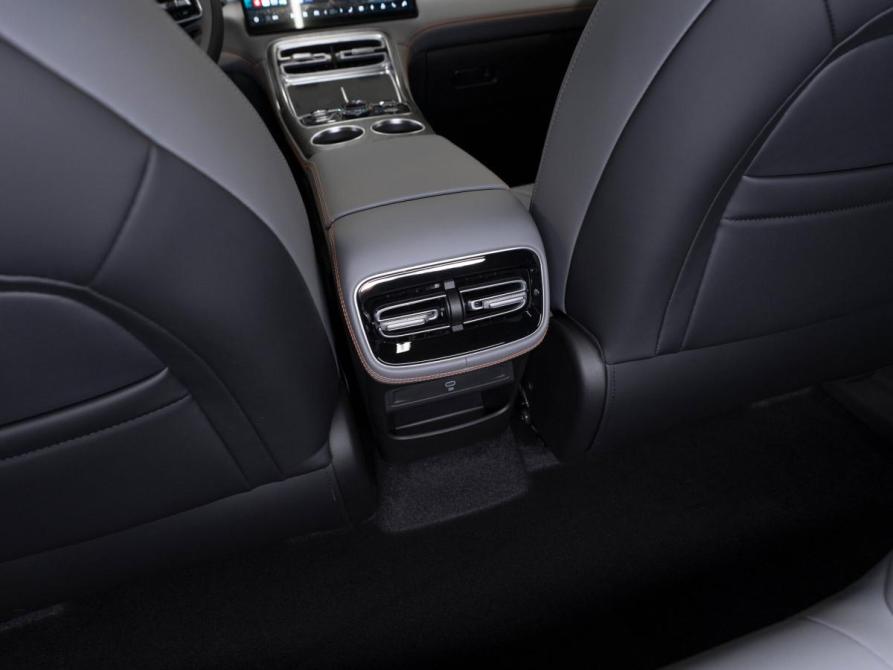 Geely Galaxy M7 Москва  - изображение 15