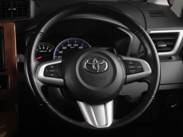 Toyota Tank I с пробегом 2020 года, цена 1 289 000 рублей, 65666 км, микровэн, Автокод Объявления