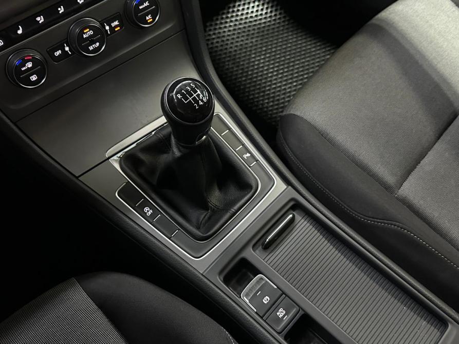 Volkswagen Golf VII Санкт-Петербург  - изображение 17