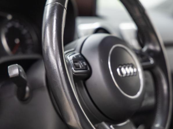 Audi A1 I (8X) с пробегом 2011 года, цена 998 000 рублей, 120104 км, хэтчбек, Автокод Объявления