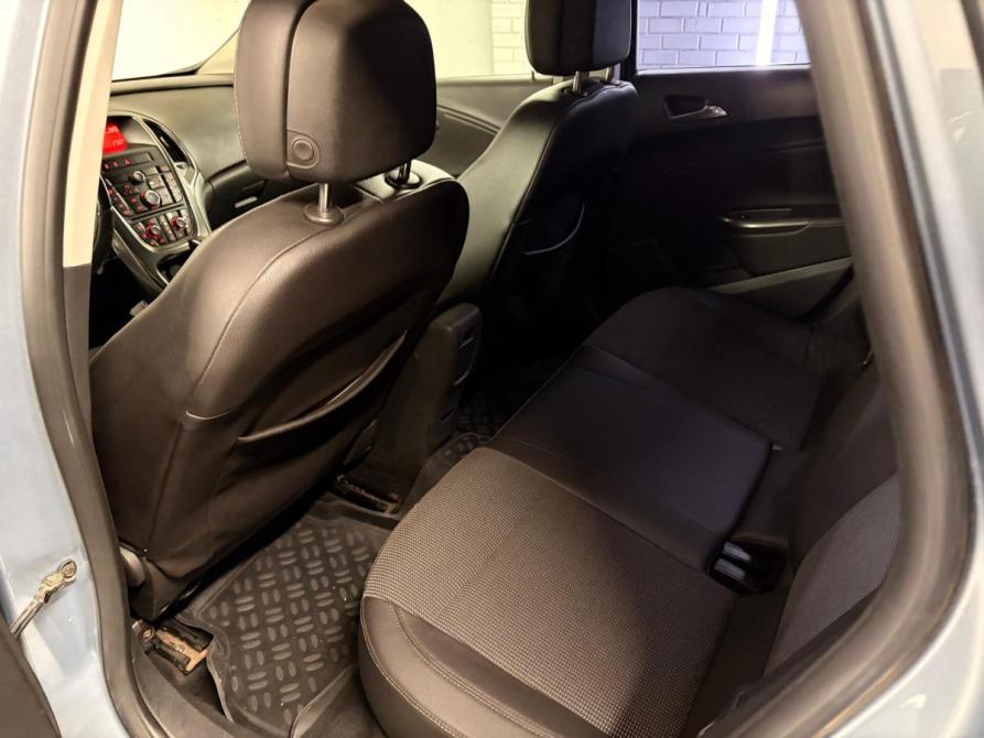 Opel Astra J Екатеринбург  - изображение 13