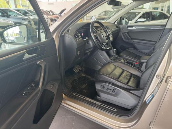 Volkswagen Tiguan II с пробегом 2018 года, цена 2 595 000 рублей, 99000 км, внедорожник, Автокод Объявления