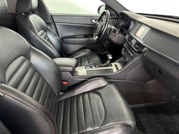 Kia Optima IV с пробегом 2017 года, цена 1 667 000 рублей, 163350 км, седан, Автокод Объявления