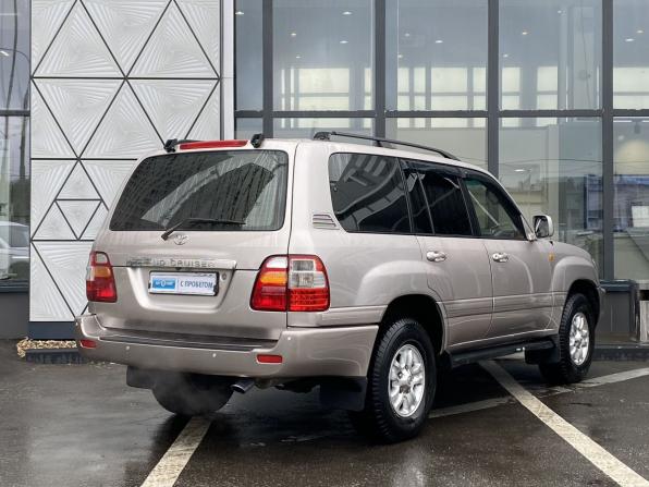 Toyota Land Cruiser 100 Series с пробегом 2000 года, цена 1 800 000 рублей, 277500 км, внедорожник, Автокод Объявления