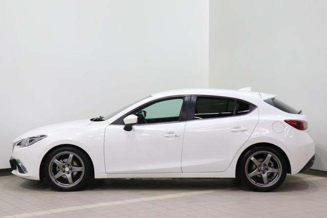 Mazda Axela III с пробегом 2015 года, цена 1 210 000 рублей, 101903 км, хэтчбек, Автокод Объявления