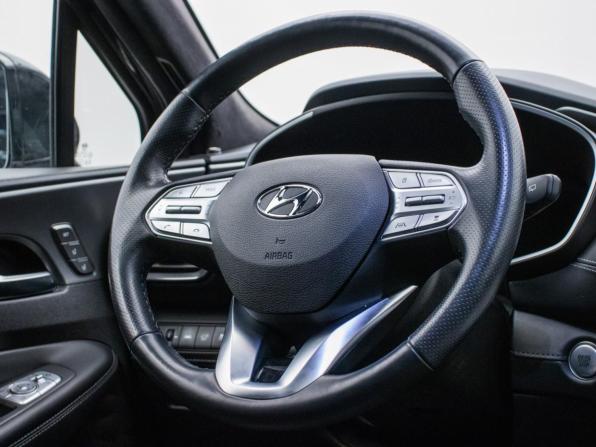 Hyundai Santa Fe IV Рестайлинг с пробегом 2021 года, цена 3 650 000 рублей, 130120 км, внедорожник, Автокод Объявления