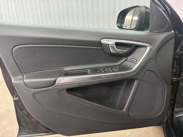 Volvo S60 II с пробегом 2011 года, цена 897 000 рублей, 162855 км, седан, Автокод Объявления