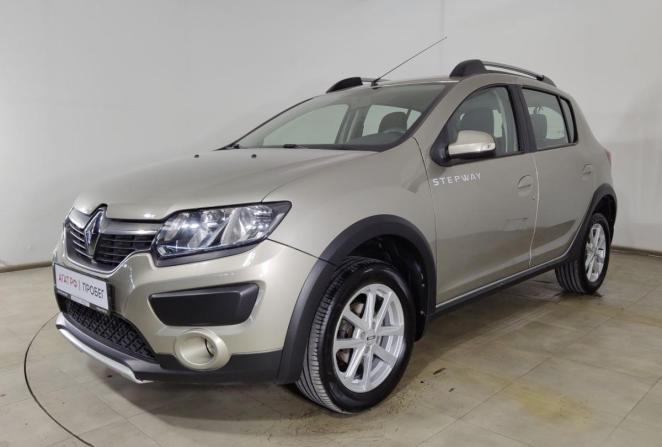 Renault Sandero II с пробегом 2015 года, цена 899 000 рублей, 95387 км, хэтчбек, Автокод Объявления