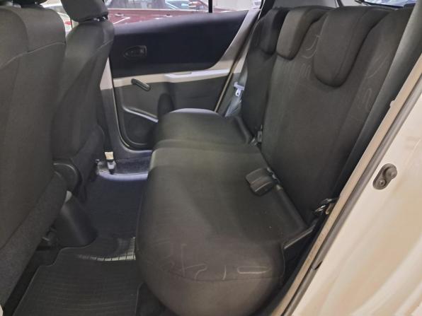 Toyota Yaris II с пробегом 2009 года, цена 375 000 рублей, 179498 км, хэтчбек, Автокод Объявления