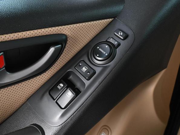 Hyundai H-1 II Рестайлинг 2 с пробегом 2019 года, цена 3 749 000 рублей, 131737 км, минивэн, Автокод Объявления