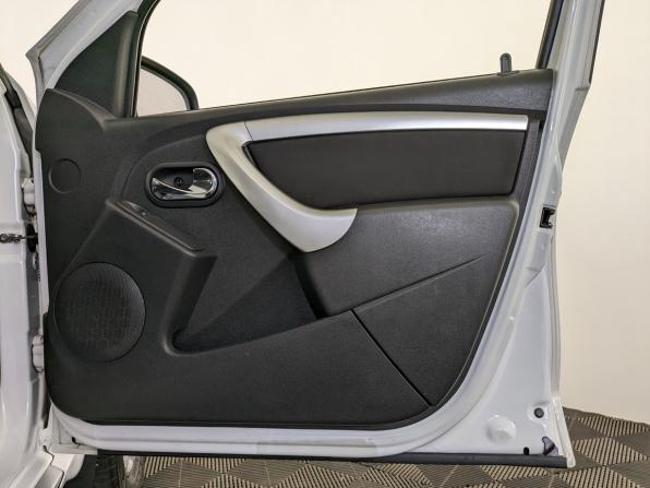 Nissan Terrano III (D10) с пробегом 2021 года, цена 1 300 000 рублей, 120823 км, внедорожник, Автокод Объявления
