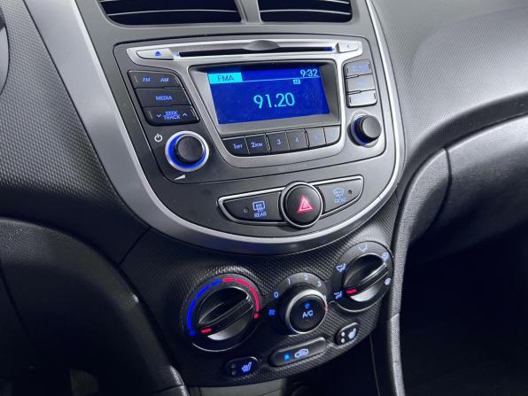 Hyundai Solaris I Рестайлинг с пробегом 2016 года, цена 1 127 000 рублей, 161167 км, хэтчбек, Автокод Объявления