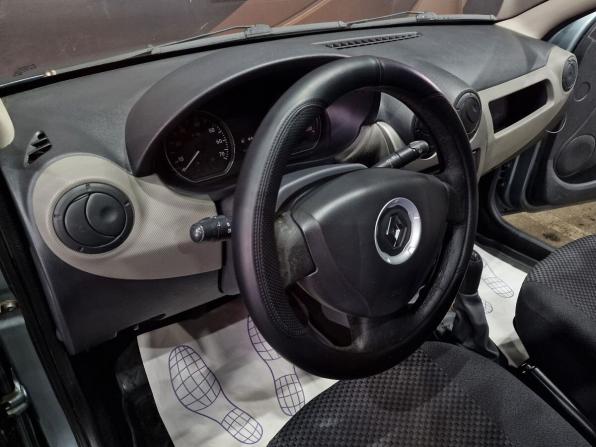 Renault Logan I Рестайлинг с пробегом 2011 года, цена 370 000 рублей, 277310 км, седан, Автокод Объявления