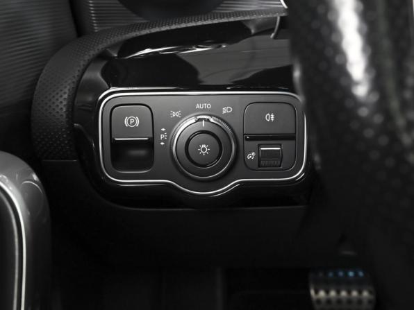 Mercedes-Benz A-Класс IV (W177) с пробегом 2020 года, цена 3 478 000 рублей, 86908 км, седан, Автокод Объявления