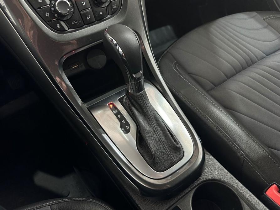 Opel Astra J Рестайлинг Москва  - изображение 15
