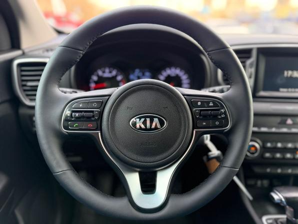 Kia Sportage IV с пробегом 2017 года, цена 1 630 000 рублей, 220882 км, внедорожник, Автокод Объявления