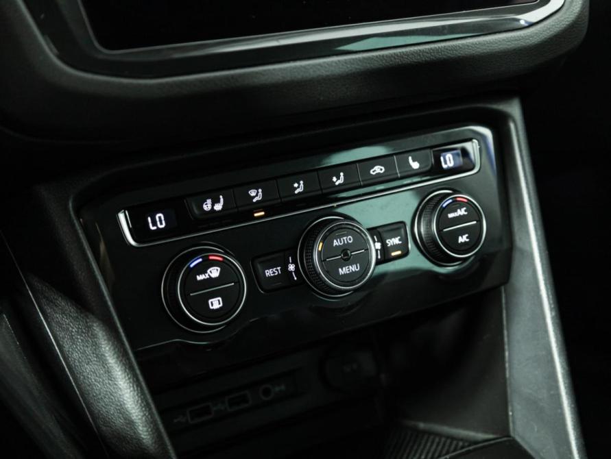 Volkswagen Tiguan II Санкт-Петербург  - изображение 17