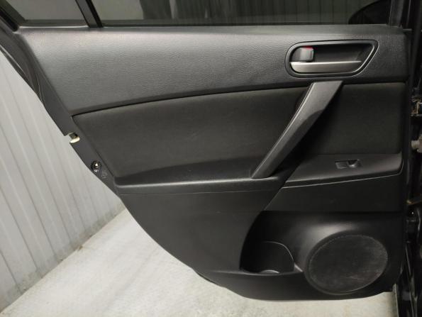 Mazda 3 II (BL) Рестайлинг с пробегом 2012 года, цена 865 000 рублей, 228900 км, седан, Автокод Объявления