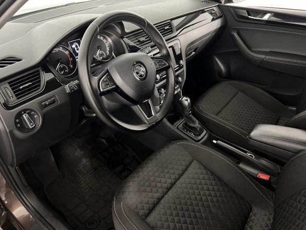 Skoda Rapid I Рестайлинг с пробегом 2017 года, цена 1 299 000 рублей, 233000 км, лифтбек, Автокод Объявления