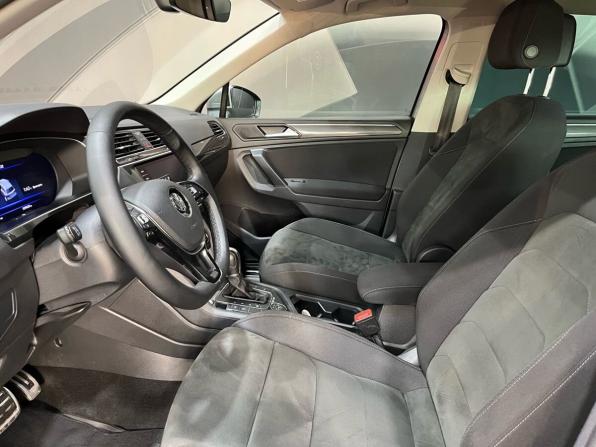 Volkswagen Tiguan II с пробегом 2018 года, цена 2 599 000 рублей, 159435 км, внедорожник, Автокод Объявления