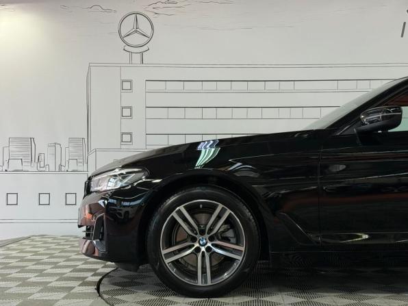 BMW 5 серии VII (G30/G31/G38) Рестайлинг с пробегом 2023 года, цена 6 800 000 рублей, 12000 км, седан, Автокод Объявления
