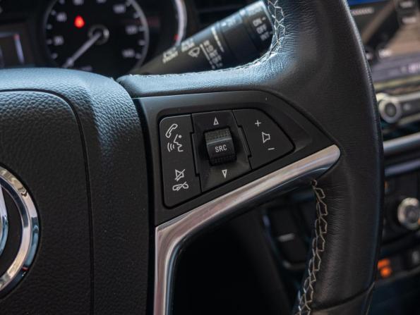Buick Encore I Рестайлинг с пробегом 2021 года, цена 2 040 000 рублей, 29419 км, внедорожник, Автокод Объявления