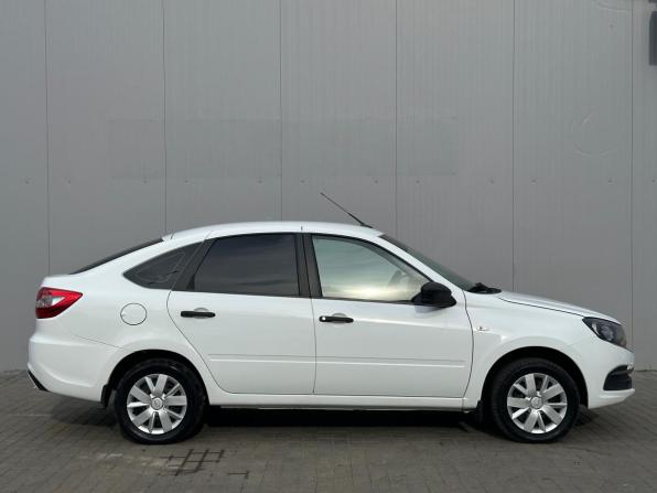 Lada (ВАЗ) Granta I Рестайлинг с пробегом 2020 года, цена 695 000 рублей, 64350 км, хэтчбек, Автокод Объявления