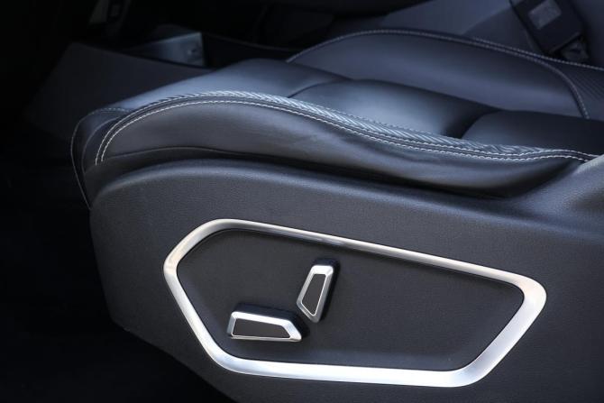 Geely Atlas Pro с пробегом 2023 года, цена 2 148 000 рублей, 55207 км, внедорожник, Автокод Объявления