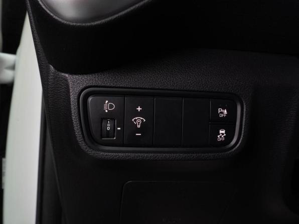 Kia Soul III с пробегом 2021 года, цена 2 055 000 рублей, 57245 км, хэтчбек, Автокод Объявления