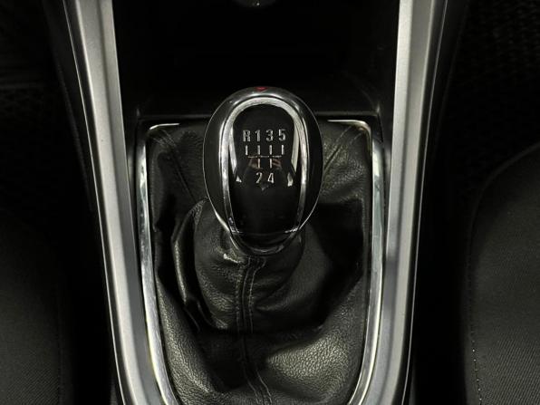 Opel Astra J Рестайлинг с пробегом 2013 года, цена 540 000 рублей, 156000 км, хэтчбек, Автокод Объявления