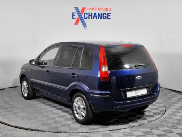 Ford Fusion I с пробегом 2005 года, цена 219 000 рублей, 334687 км, хэтчбек, Автокод Объявления