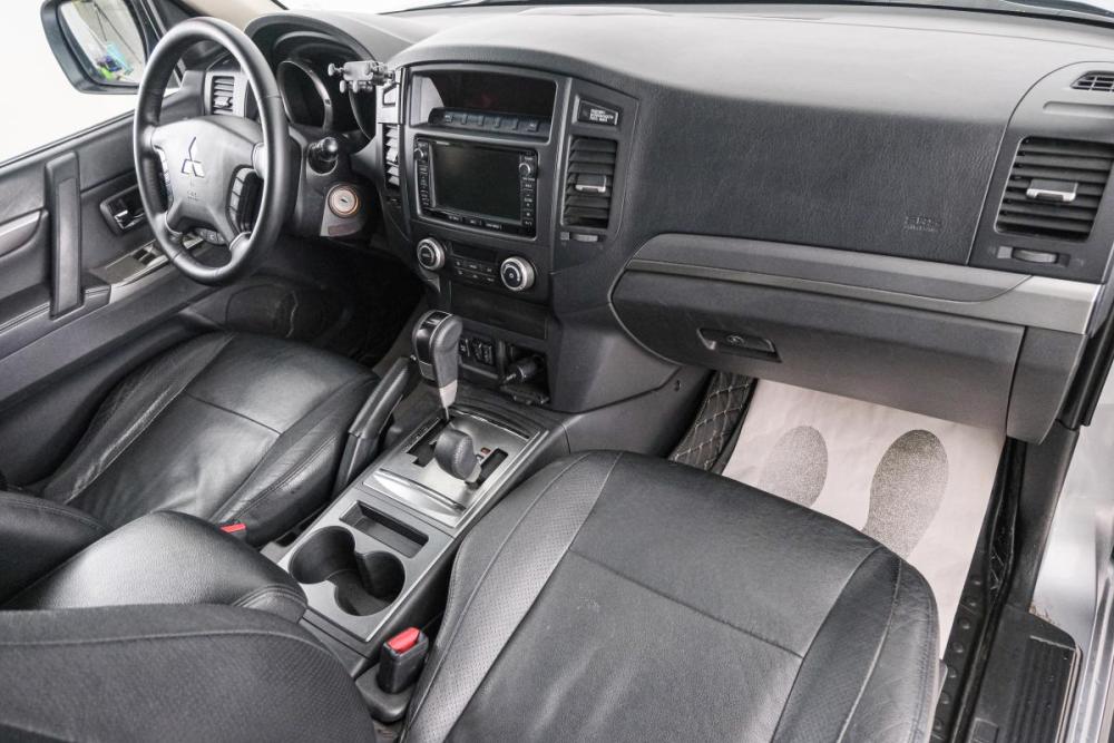 Mitsubishi Pajero IV Рестайлинг 1 Красноярск  - изображение 13
