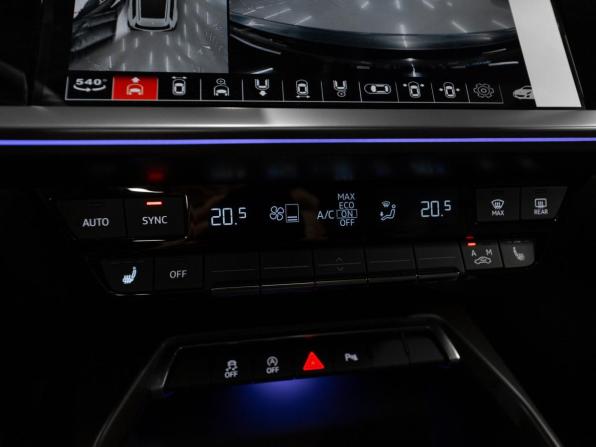 Audi A3 IV (8Y) Рестайлинг с пробегом 2025 года, цена 4 050 000 рублей, 11 км, хэтчбек, Автокод Объявления