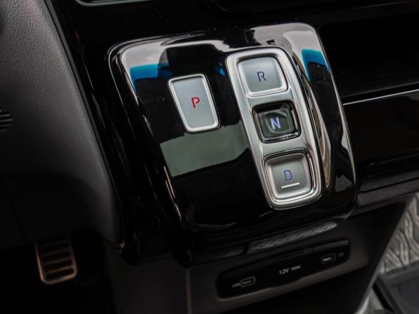 Hyundai Staria I с пробегом 2022 года, цена 4 970 000 рублей, 107340 км, минивэн, Автокод Объявления