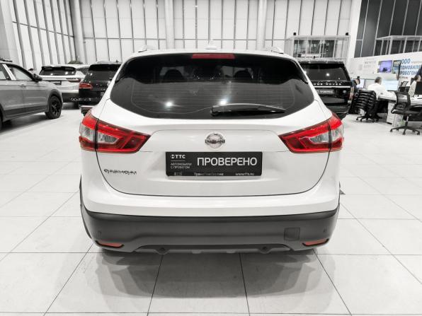 Nissan Qashqai II с пробегом 2017 года, цена 1 630 000 рублей, 140810 км, внедорожник, Автокод Объявления